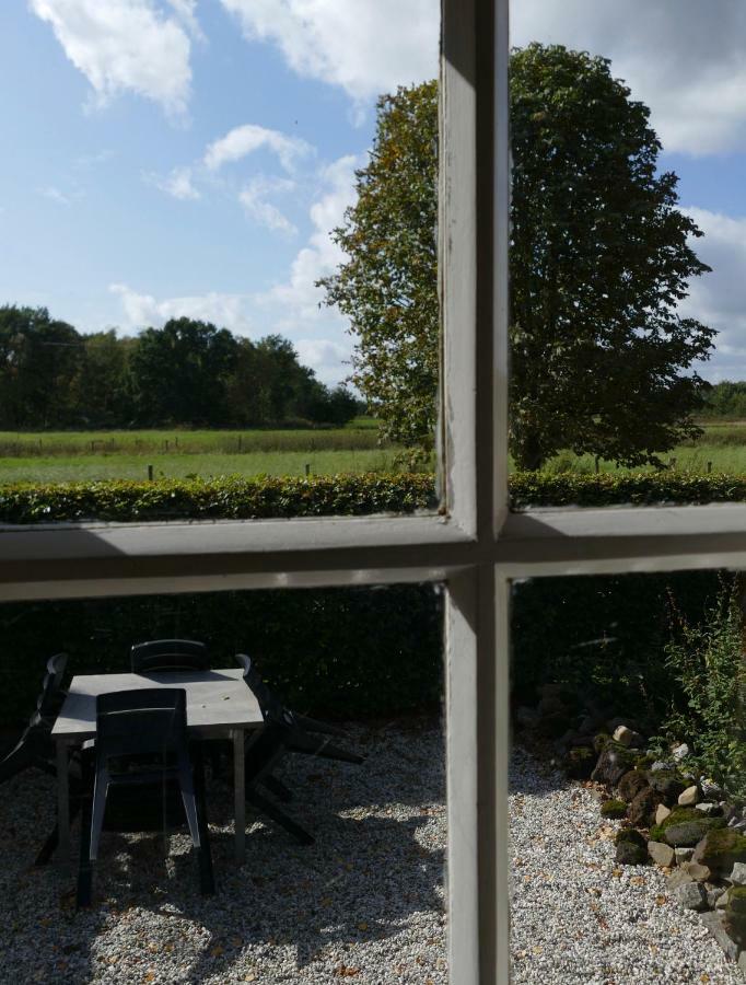 Ulekesnest Villa Helenaveen Exteriör bild